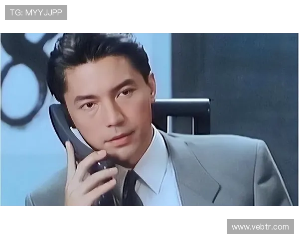 尊龙最新近照首次公开展现真实生活状态他退出娱乐圈背后隐藏的故事 尊龙最新近照首次公开展现真实生活状态他退出娱乐圈背后隐藏的故事